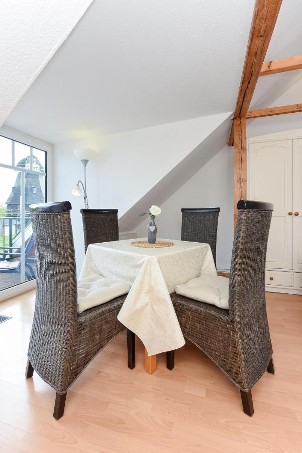 Ferienwohnungen Im Haus Friesische Weite Schillig Bagian luar foto