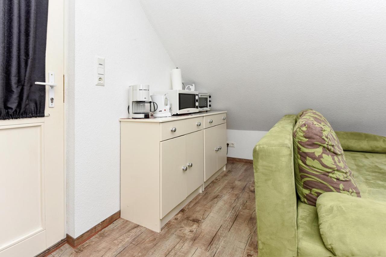 Ferienwohnungen Im Haus Friesische Weite Schillig Bagian luar foto