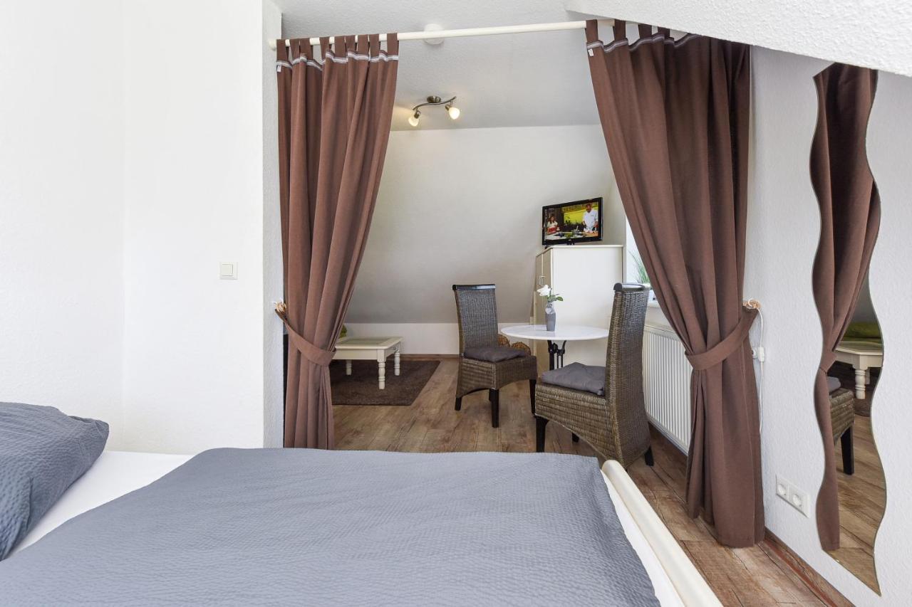 Ferienwohnungen Im Haus Friesische Weite Schillig Bagian luar foto